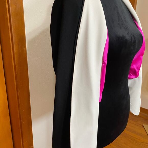NWT Black Cropped Blazer Jacket White Accent Hot Pink Lining Longer in Front - Picture 6 of 10